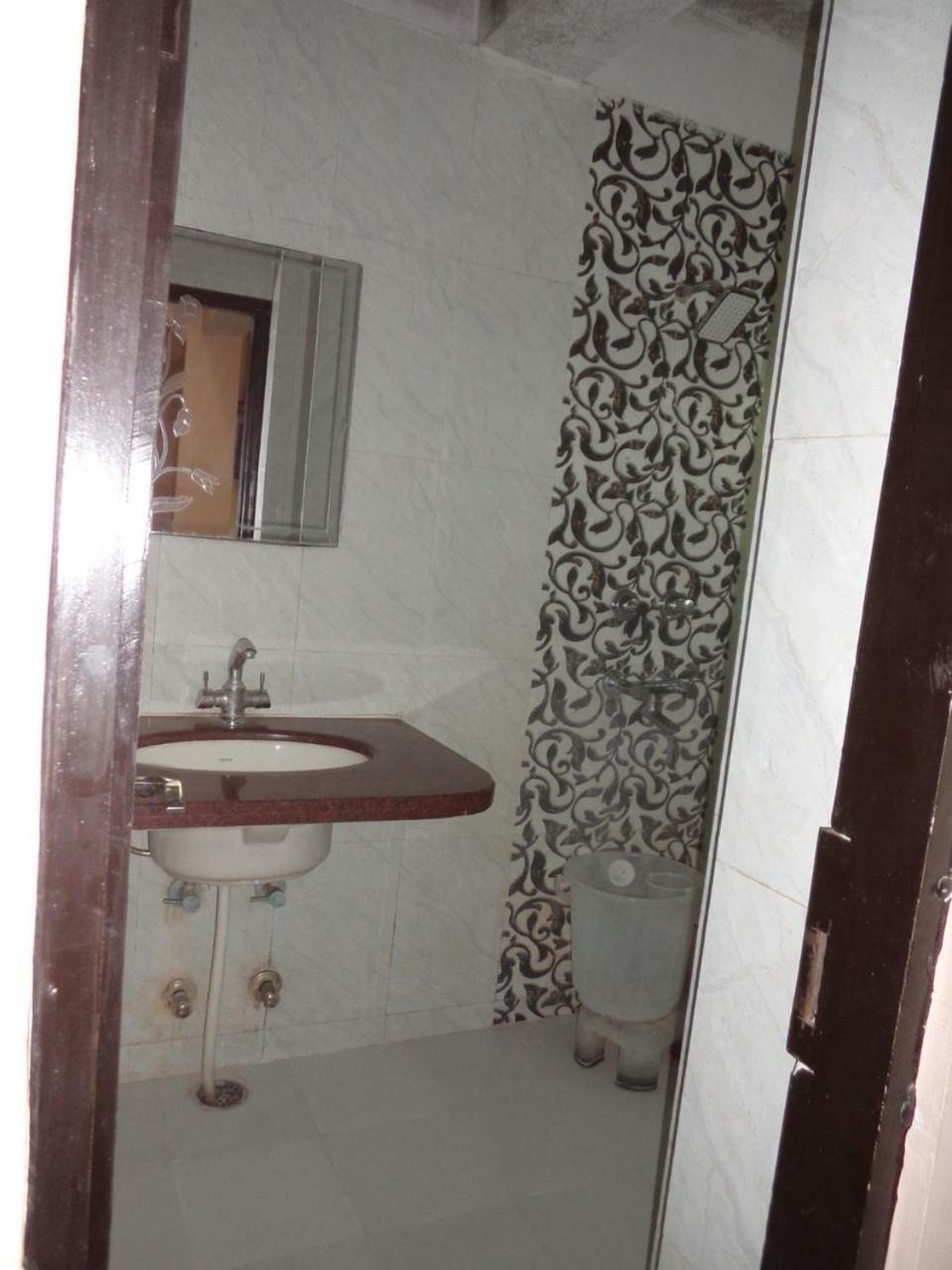 Hotel Gem Palace Jaipur Buitenkant foto